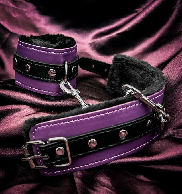 Menottes simili cuir poignets rembourrés violets - S&N